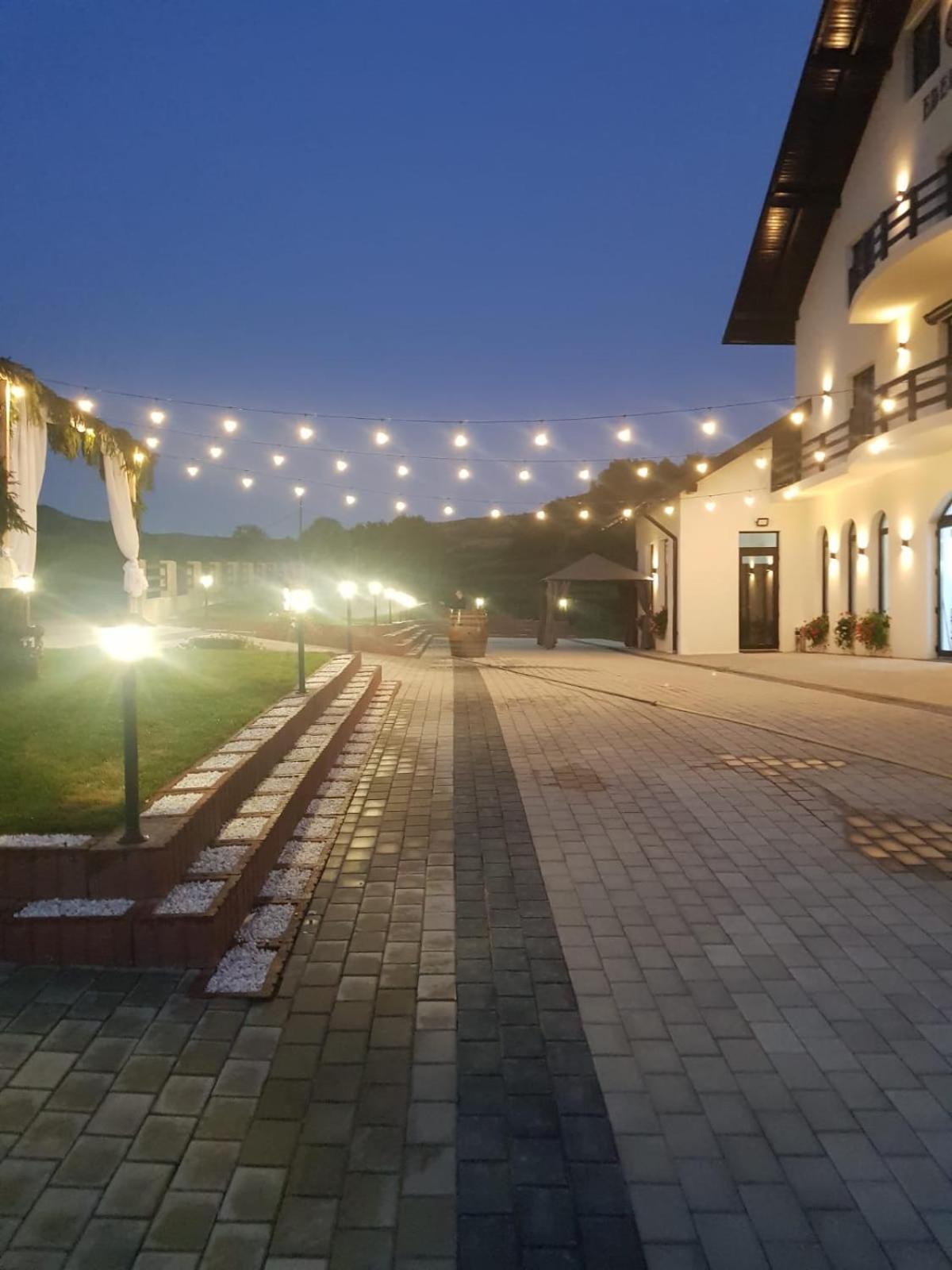 Evenimente Edelweiss Hotel Bogdan Vodă Екстериор снимка